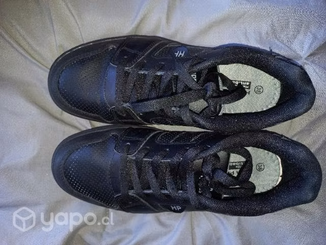 Zapatos de colegio Hush Puppies talla 38
