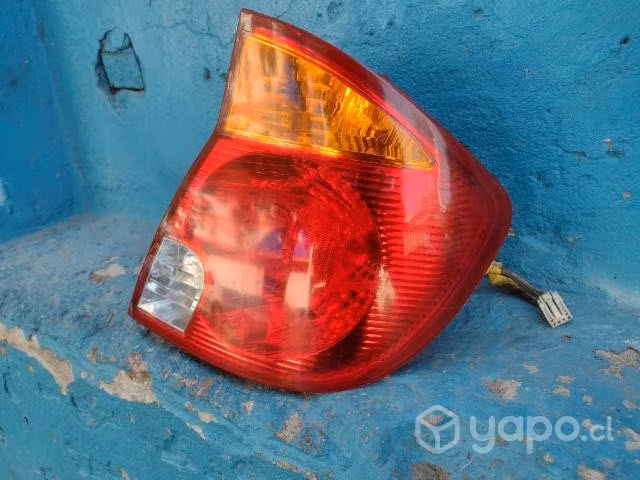 Foco trasero der Hyundai accent prime 2003-2005 - Imagen 3