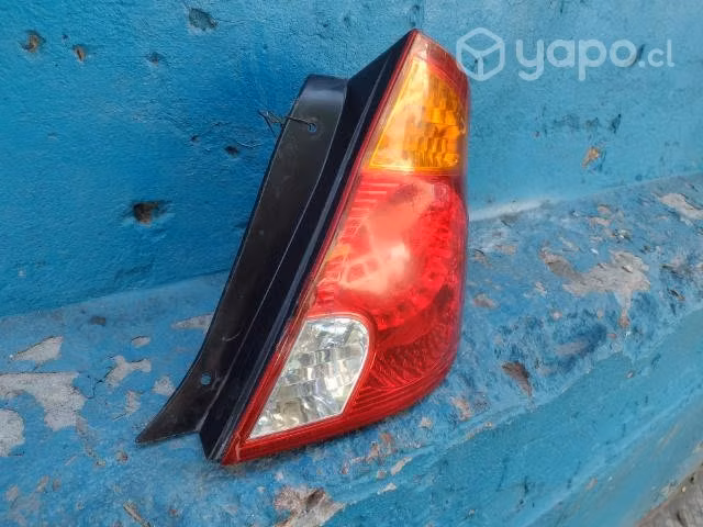 Foco trasero der Hyundai accent prime 2003-2005 - Imagen 4