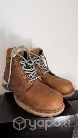 Zapatos Caterpillar talla 35 - Imagen 3