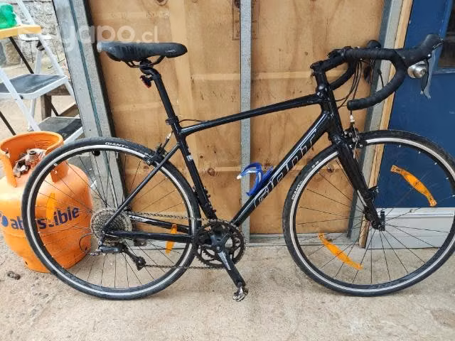 Bicicleta Ruta GIANT Contend 1 + computador
