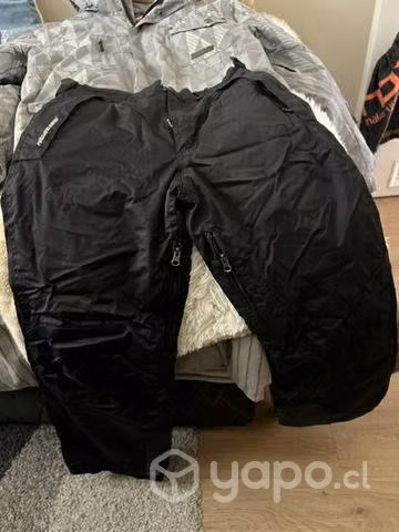 Chaqueta y pantalón de ski