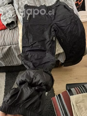 Chaqueta y pantalón de ski