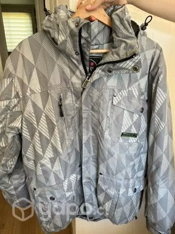 Chaqueta y pantalón de ski