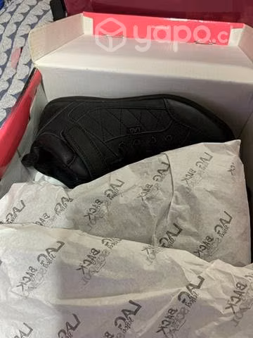 Zapatillas nuevas escolares - Imagen 2