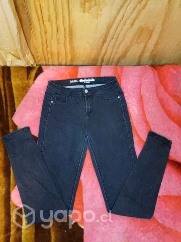 Jeans segunda mano perfecto estado como nuevos