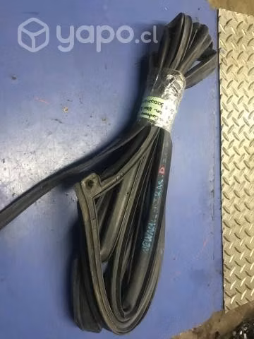Goma contorno puerta tras der Ssangyong New Actyon