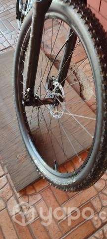 Bicicleta specialized Epic carbono talla M - Imagen 4