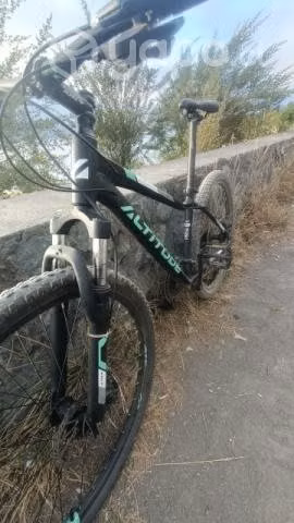 BICICLETA como nueva KUDEN 3 - Altitude MTB