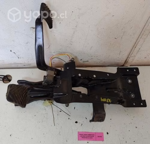 Pedal Freno Embrague Con Swich (KF014) Kia Frontie