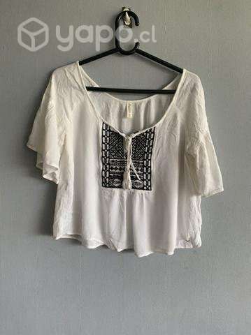 Polera, un básico en talla S. - Imagen 2