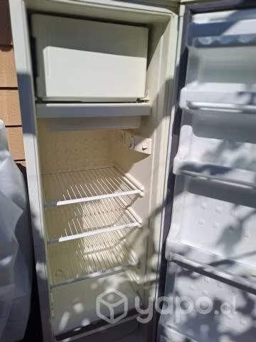 Refrigerador, Lavadora, Microhonda, cocina, Rack
