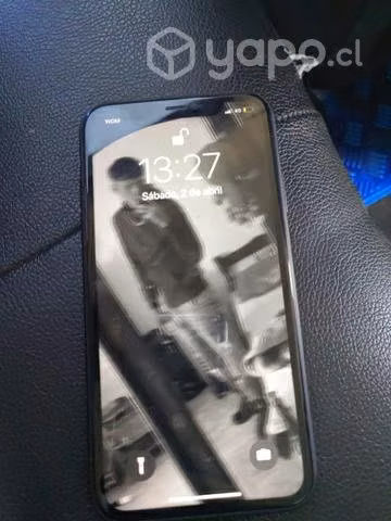 IPhone 11 color negro 64GB