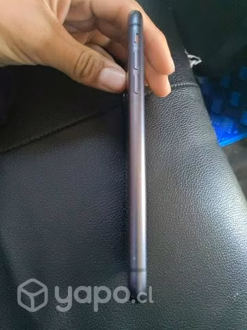 IPhone 11 color negro 64GB