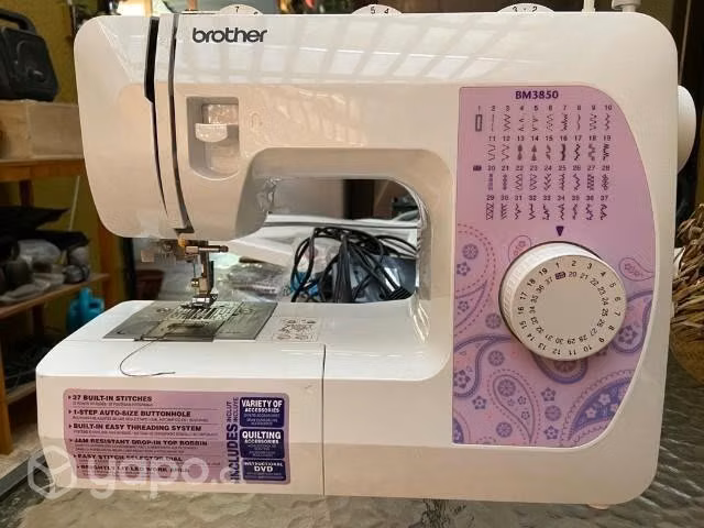 Vendo máquina de Coser marca Brother BM3850
