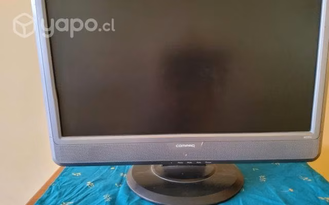Pantalla 23" marca Compac