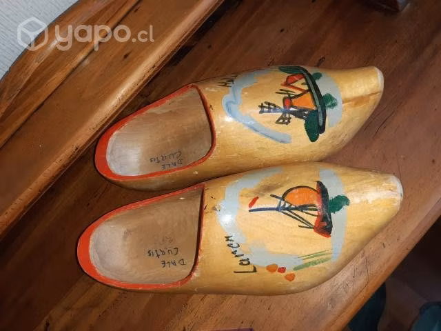 Par de zuecos holandeses originales de madera - Imagen 3