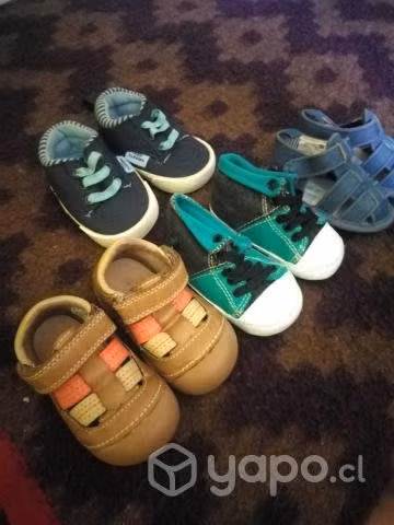 Lote de zapatitos de bebe de marca - Imagen 2