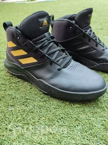Zapatillas basquetball adidas