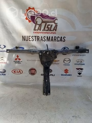 Frontal superior y chapa mitsubishi L