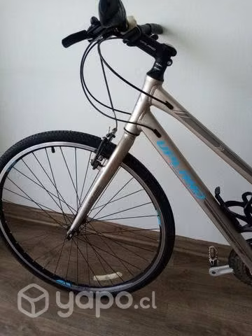 Bicicleta usando aro 28