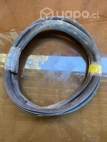 Goma contorno pilar puerta delantera der Explorer