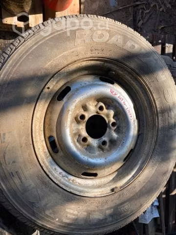 Llanta fierro con neumatico 225/75R16 (107K) Ssang