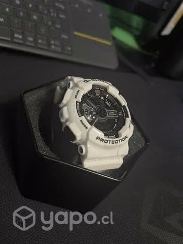 Reloj blanco nuevo - Imagen 2