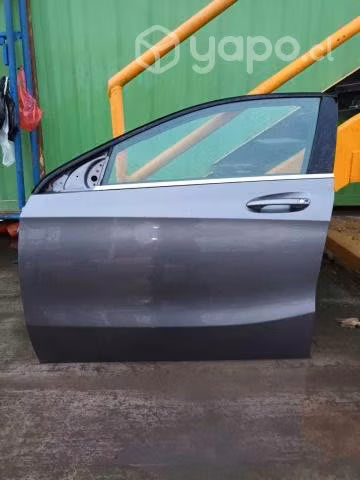 Puerta mercedes benz delantera izquierda