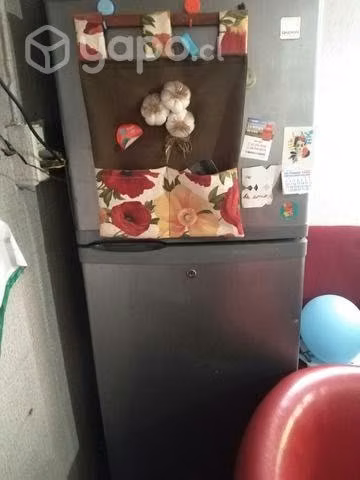 Refrigerador DAEWO grande No Frots