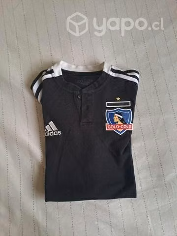 Polera de coló coló de entrenamiento