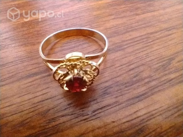 Anillo Oro 18 K piedra color rojo rubí - Imagen 4