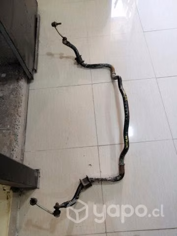 Barra estabilizadora delantera Toyota Hilux 2008