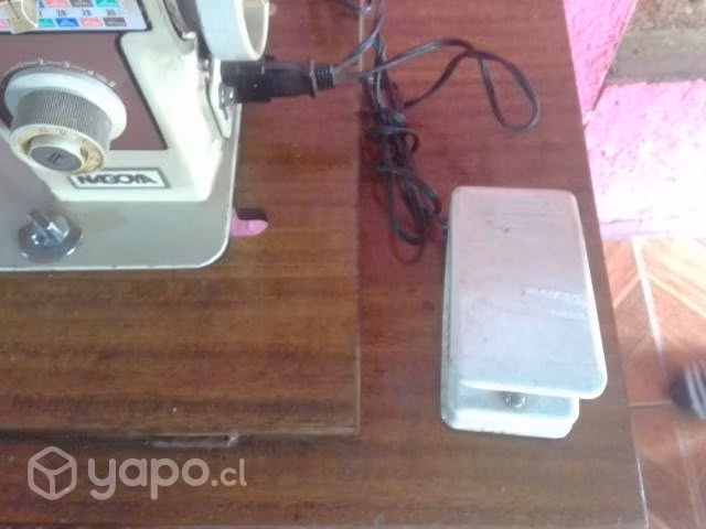 Máquina de coser