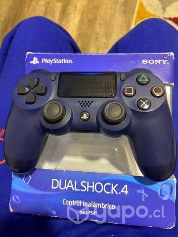 PS4 1TB + Control y 1 Juego - Imagen 4