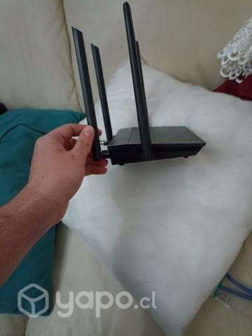 Router marca ASUS doble banda - Imagen 3