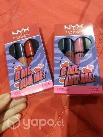 Set 2 lipgloss