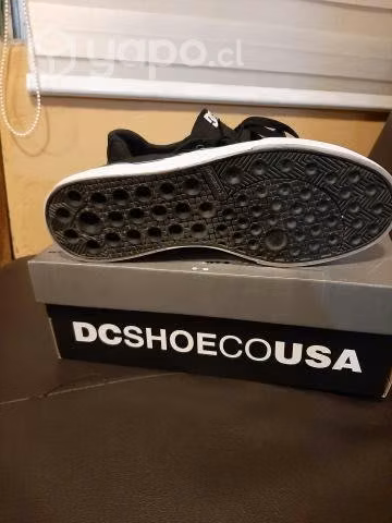 Zapatillas DC Modelo Rowlan - Imagen 3
