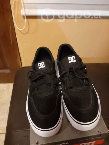 Zapatillas DC Modelo Rowlan - Imagen 4