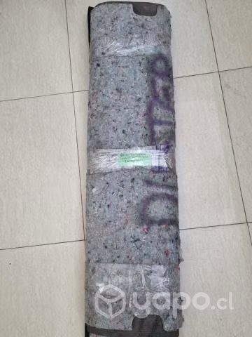 Alfombra piso maletero Renault Duster 2020