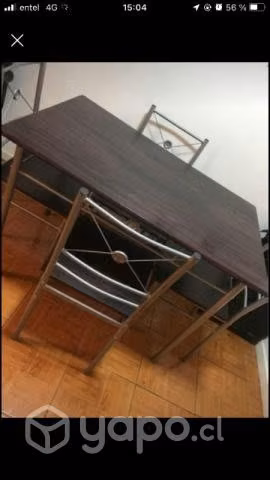 Comedor 4 sillas, madera gruesa
