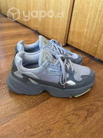 Adidas falcon talla 36.5
