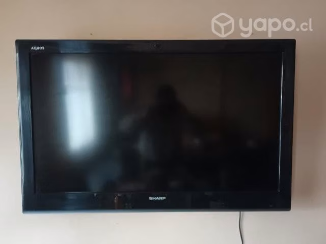 Televisor marca Sharp 42"