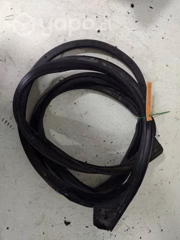 Goma Contorno Puerta Delantera Izquierda (MT4238)