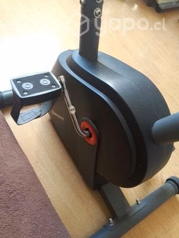 Bicicleta estática marca Master Fit