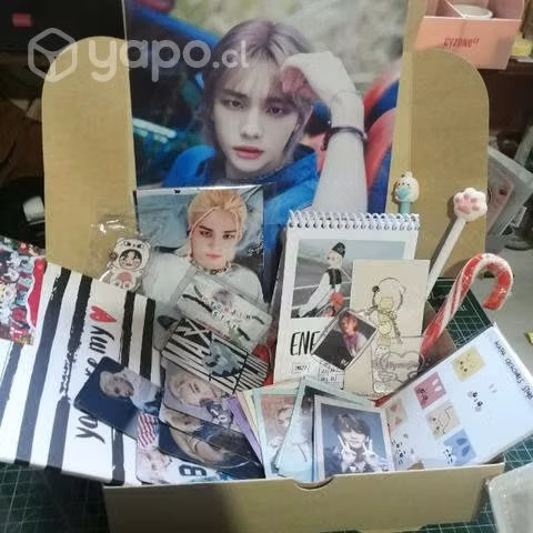 Stray Kids box