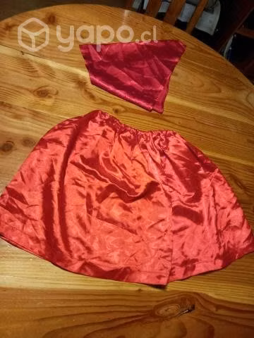 Falda y pañuelo rojo, baile folclórico talla 6-8