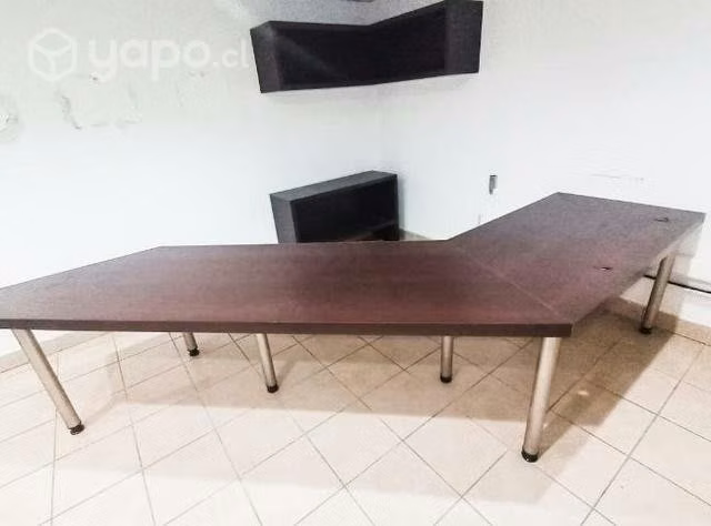 Escritorio cubierta postformada