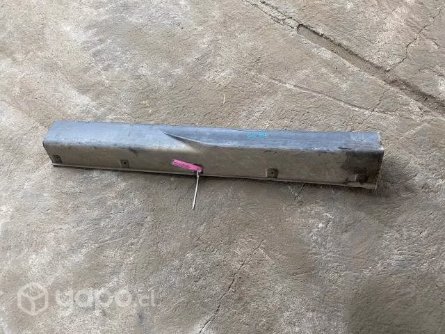 Moldura exterior cubre zocalo del der Ssangyong