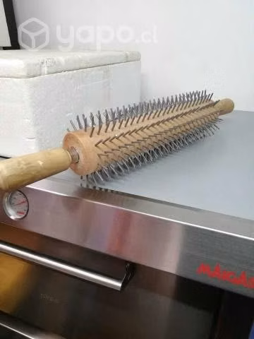 Rodillo picador de masa 40cm- con rodamiento